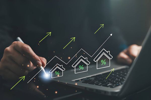 How Digital Marketing for Real Estate Generates Leads Online